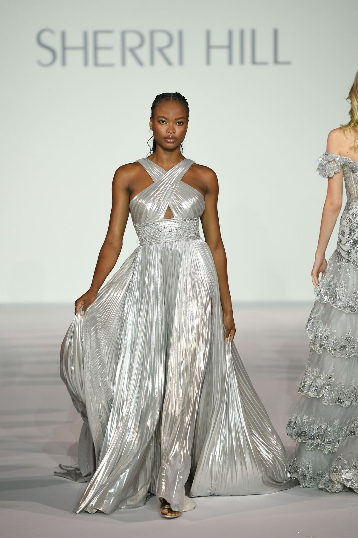 Sherri Hill 56195 4 / Silver