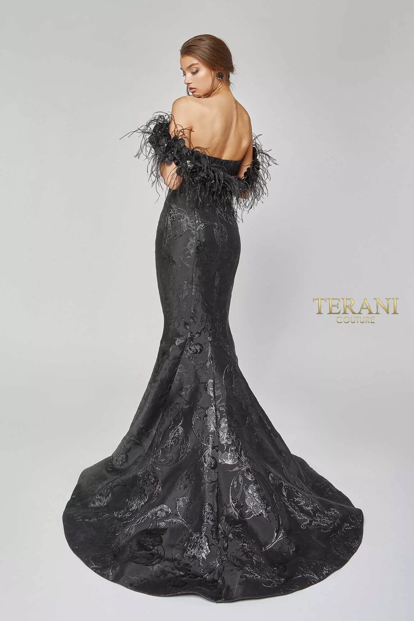 Terani 1921E0136