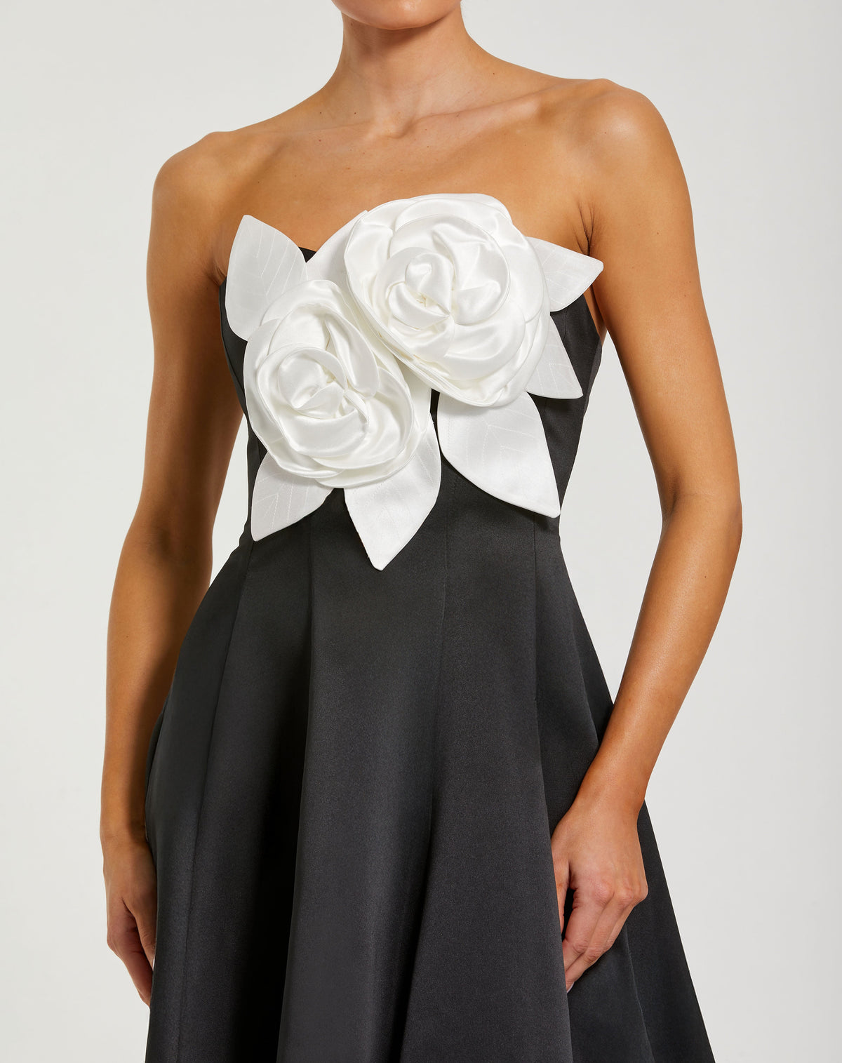 Mac Duggal 2303 - Black Ivory