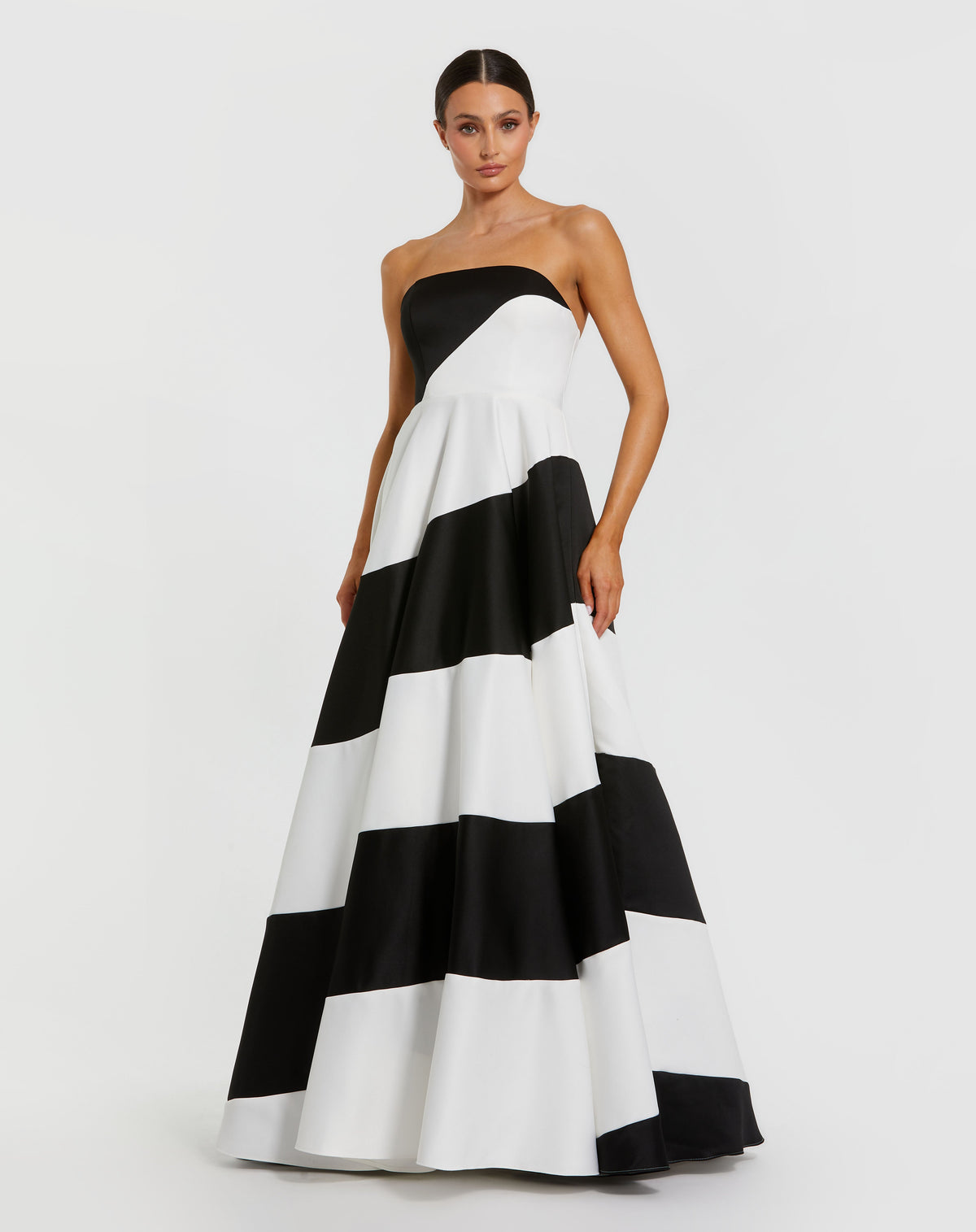 Mac Duggal 56190 - Black Ivory