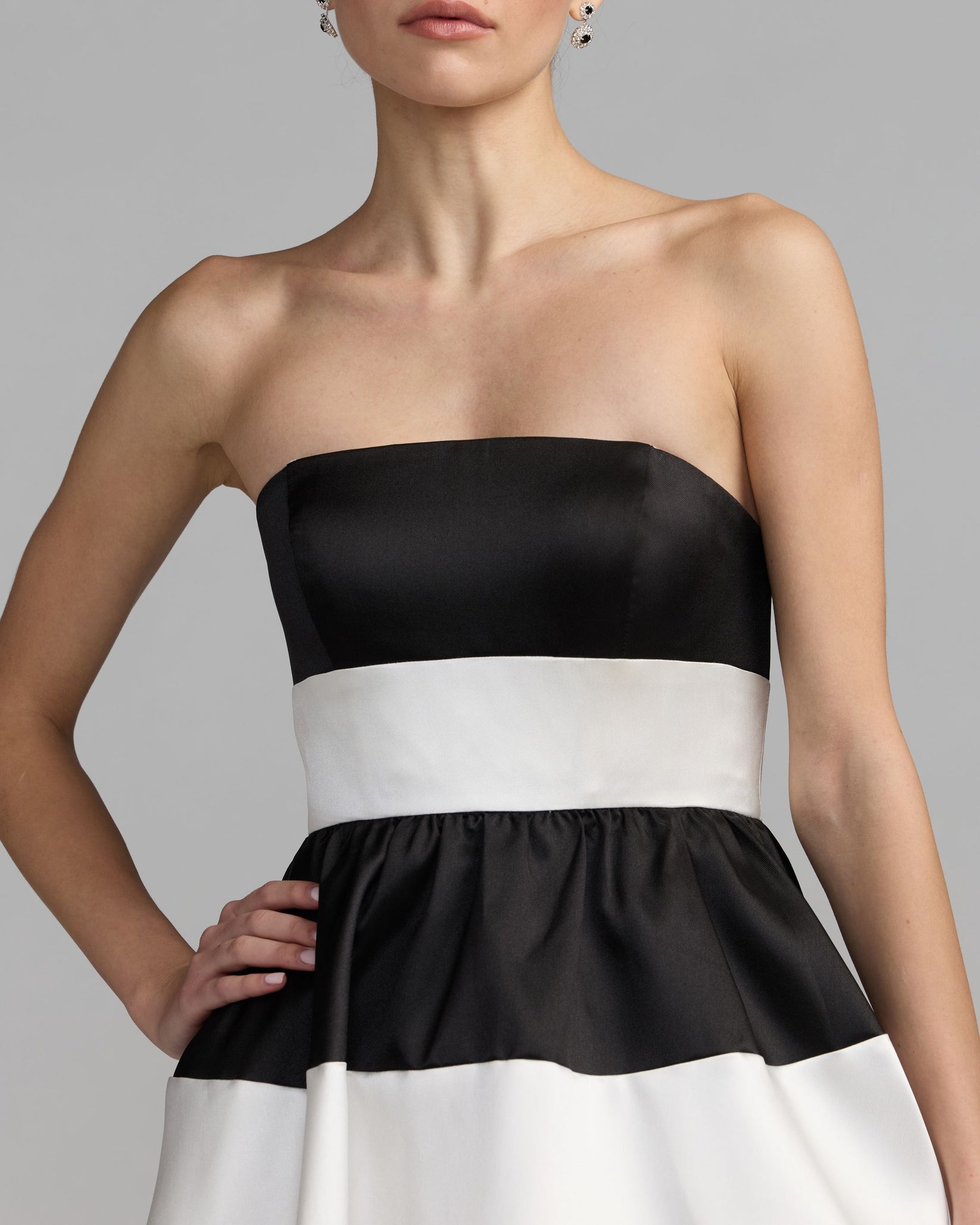 Mac Duggal 56281