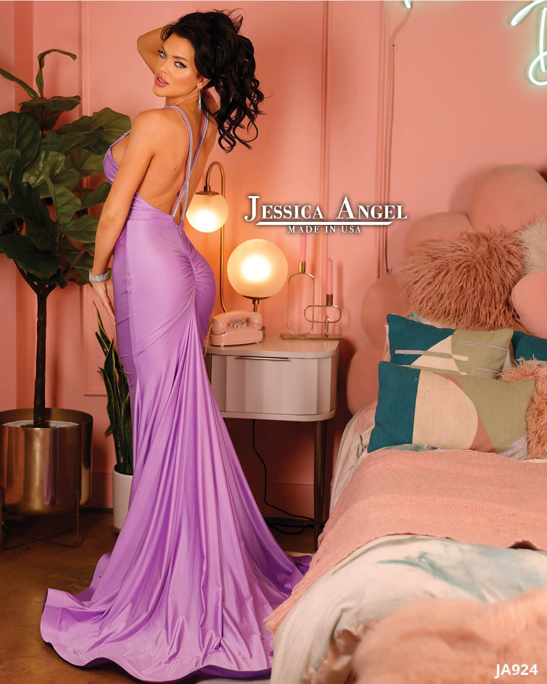 Jessica Angel 924