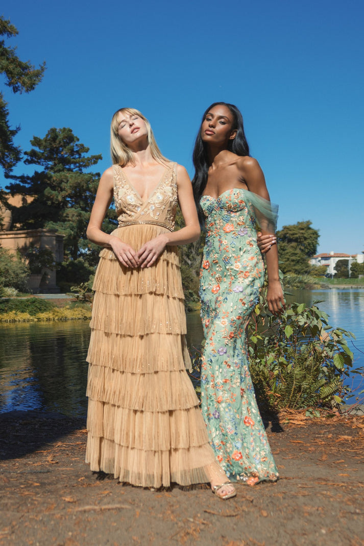 Mac Duggal - Green Off-the-Shoulder Bustier Floral Column Gown Mac Duggal - Green Off-the-Shoulder Bustier Floral Column Gown