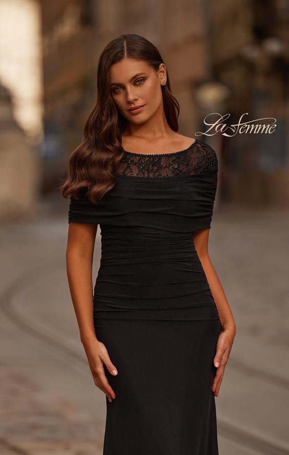 La Femme 33120