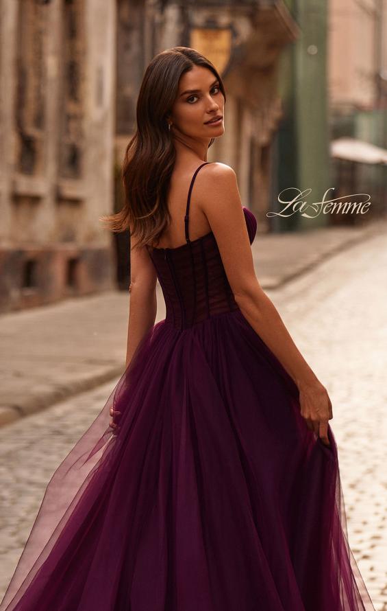 La Femme 32700