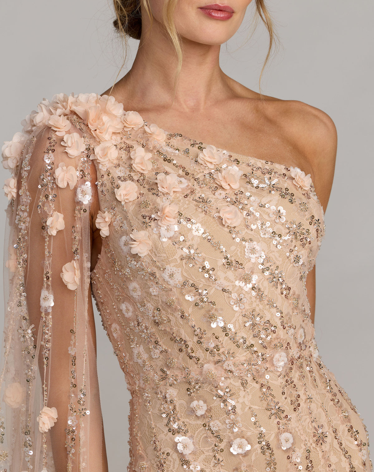 Mac Duggal 69190 Porcelain close-up