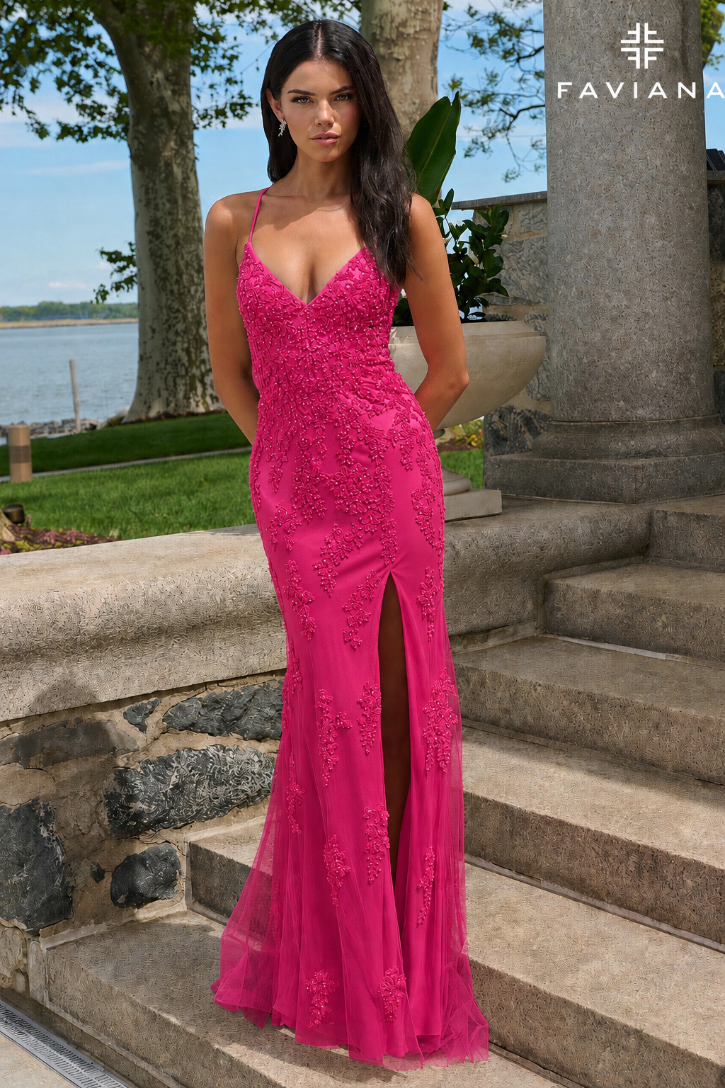 Faviana 11601 Raspberry Front