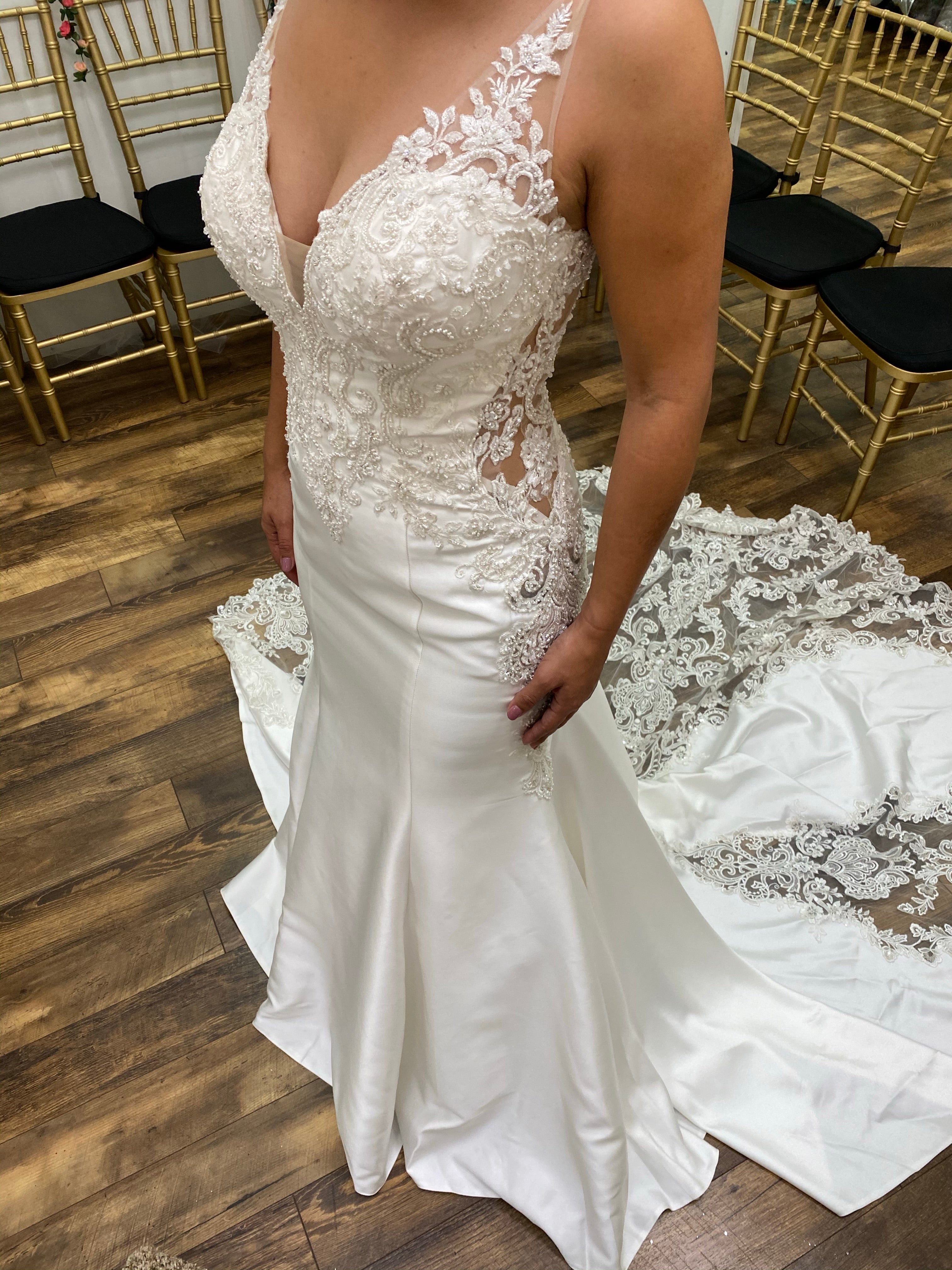 Allure Bridals 9805 Sample