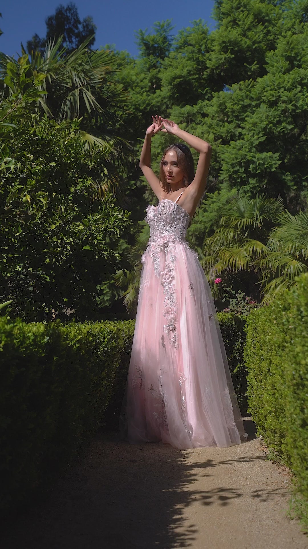 Andrea & Leo A1330 – Mia Bella The Label