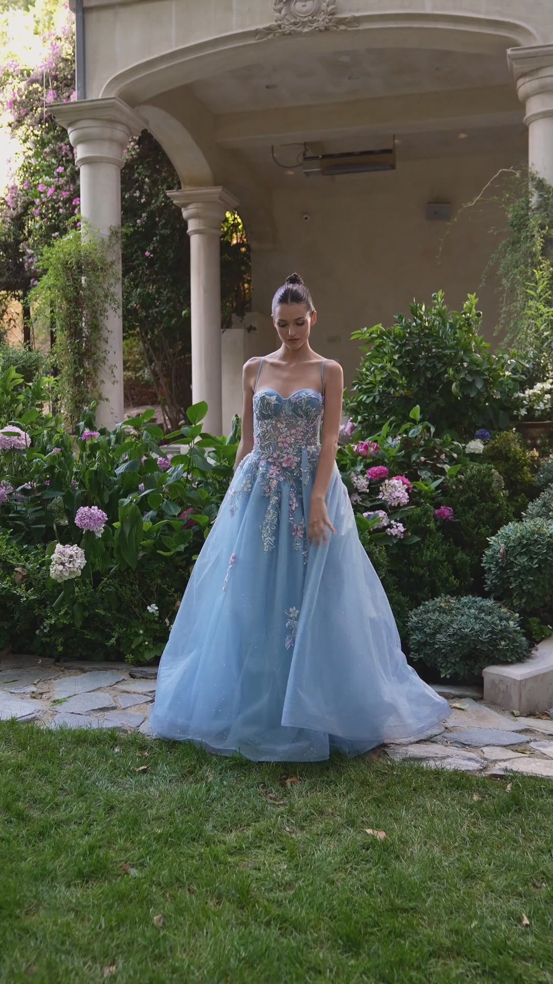 Andrea & Leo A1490 – Mia Bella The Label