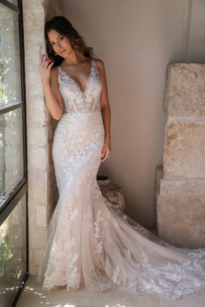 Lace Appliquéd Allure Wedding Dress 9762 
